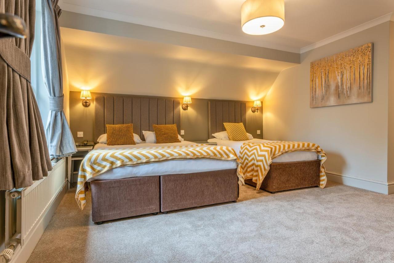 The Dog & Bear Hotel Lenham Extérieur photo