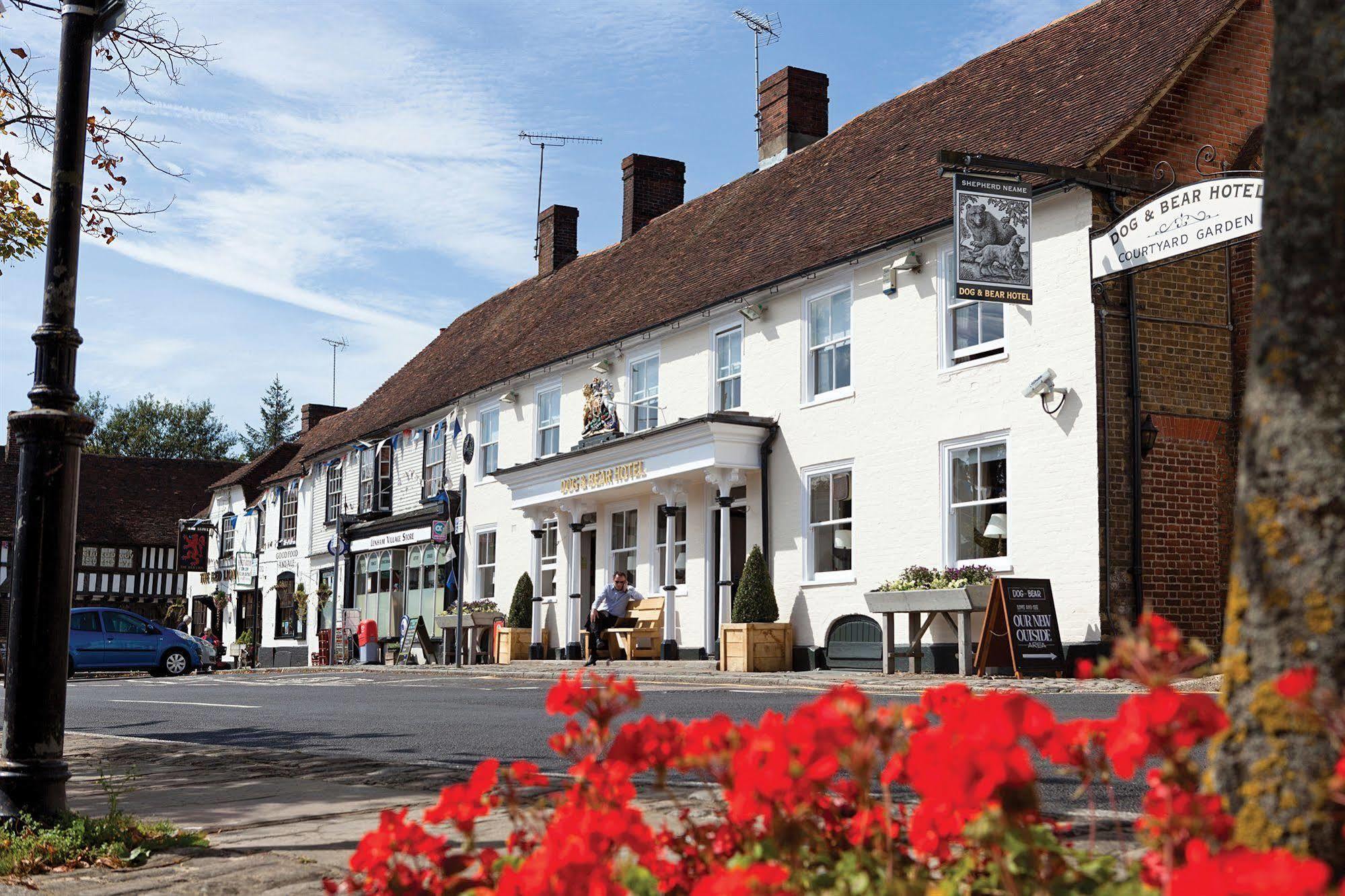 The Dog & Bear Hotel Lenham Extérieur photo